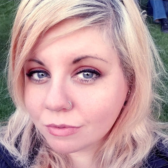 Meet the Posher - Picture 2 of 4